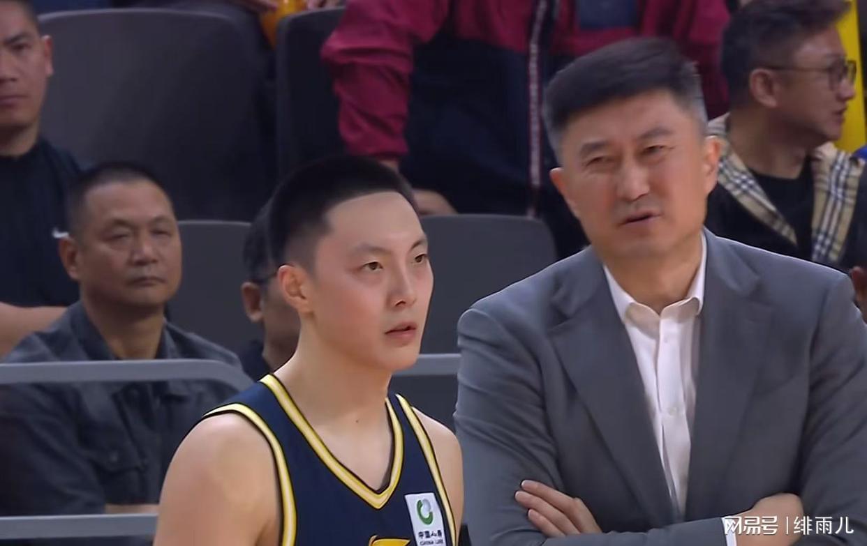 开云体育-狂输上海后！广东队升级阵容，萨林杰or奎因2选1，朱芳雨还要签人